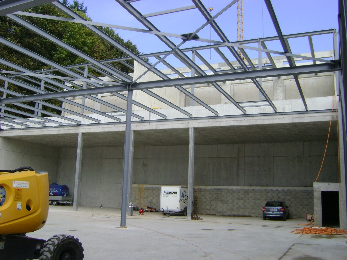 Halle de stockage et bureaux